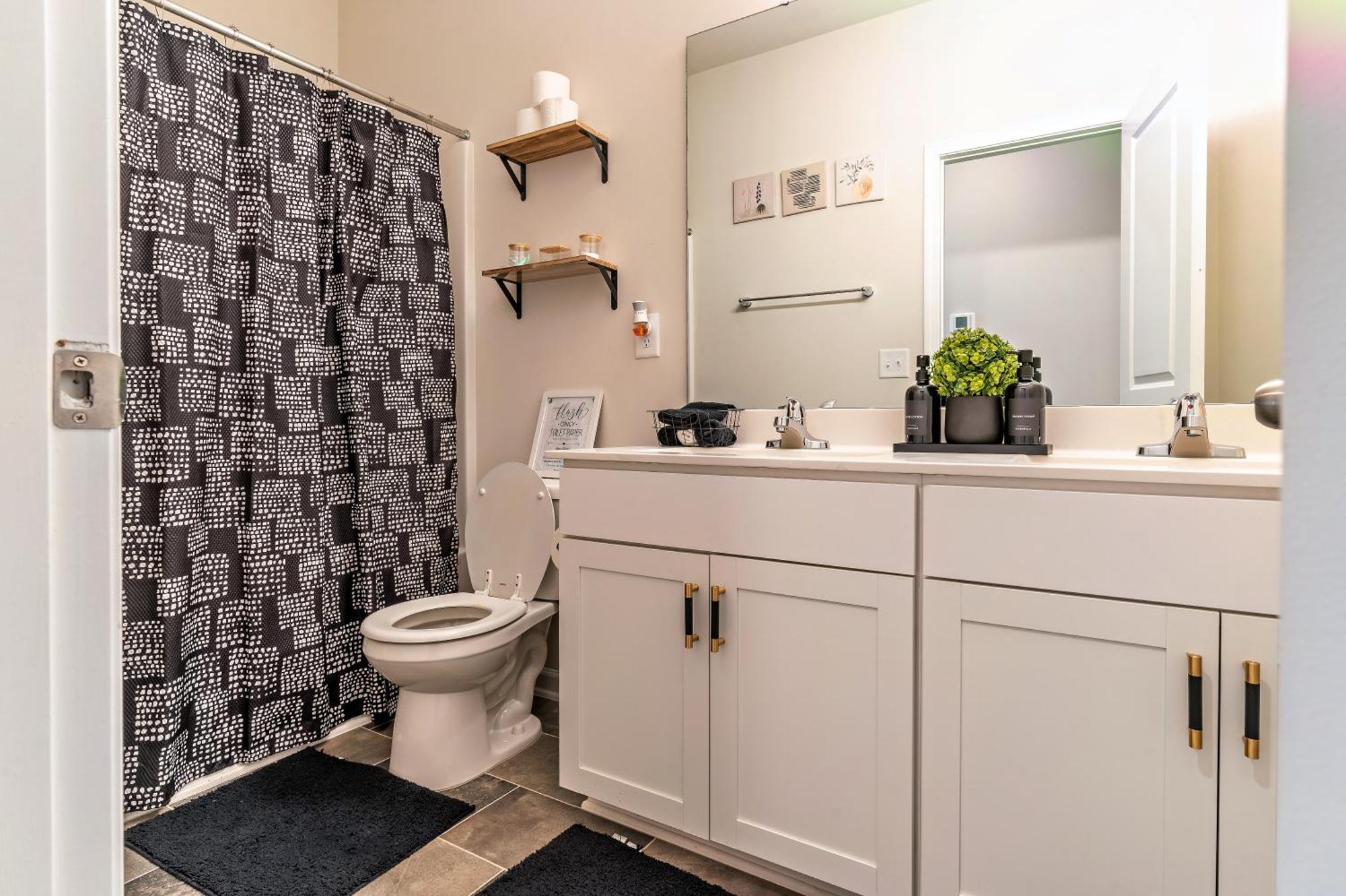Raleigh Luxe Family Retreat- 15 Min To Downtown, Kids Gear, Fast Wifi For Wfh, Ev & Pet Friendly Villa Kültér fotó
